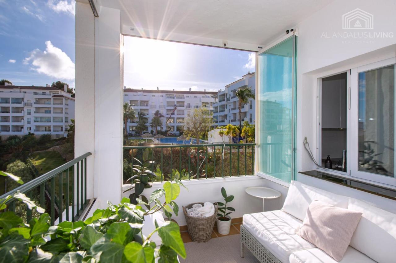 Scandinavian Style Apartment With Amazing Sea Views And South West Facing Sunny Terrace In Miraflores Walking Distance To The Beach! Màlaga Exteriér fotografie