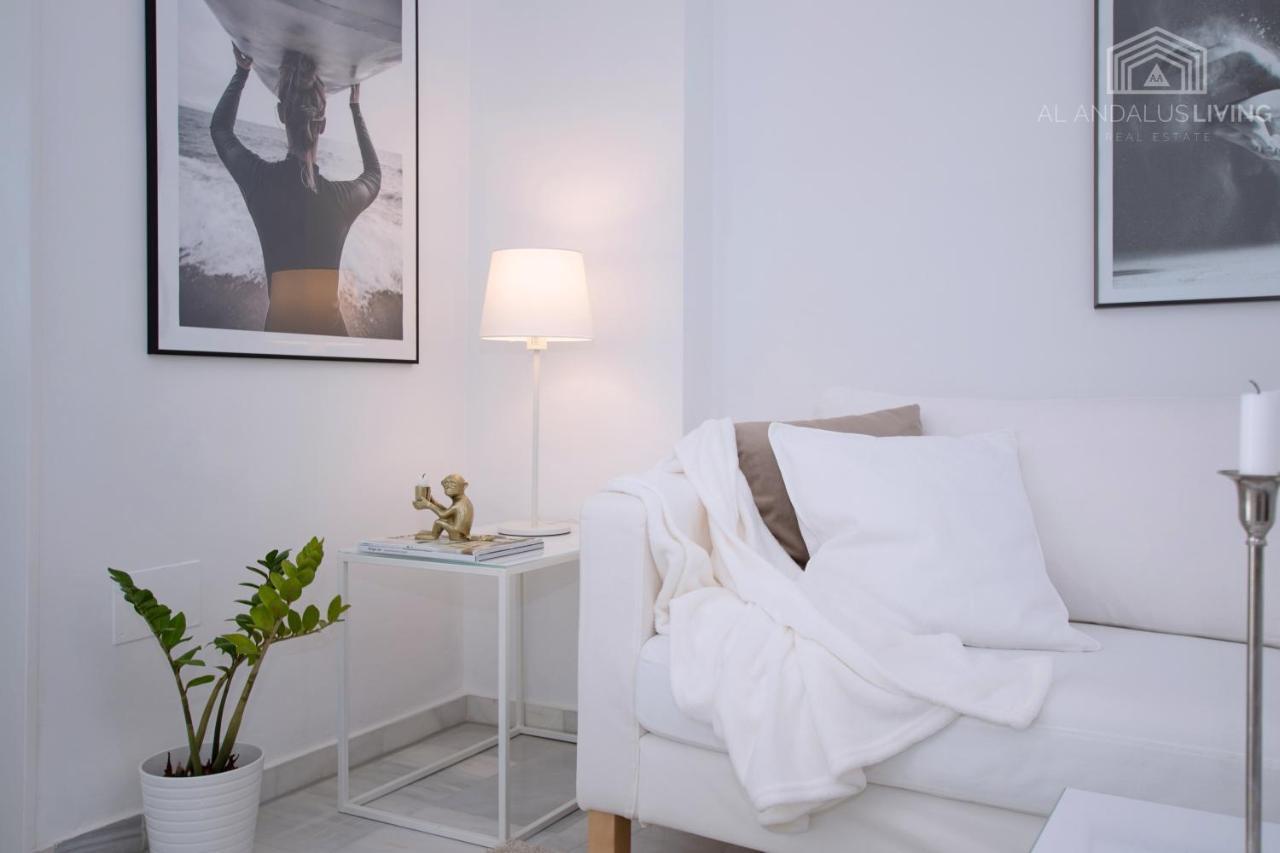 Scandinavian Style Apartment With Amazing Sea Views And South West Facing Sunny Terrace In Miraflores Walking Distance To The Beach! Màlaga Exteriér fotografie