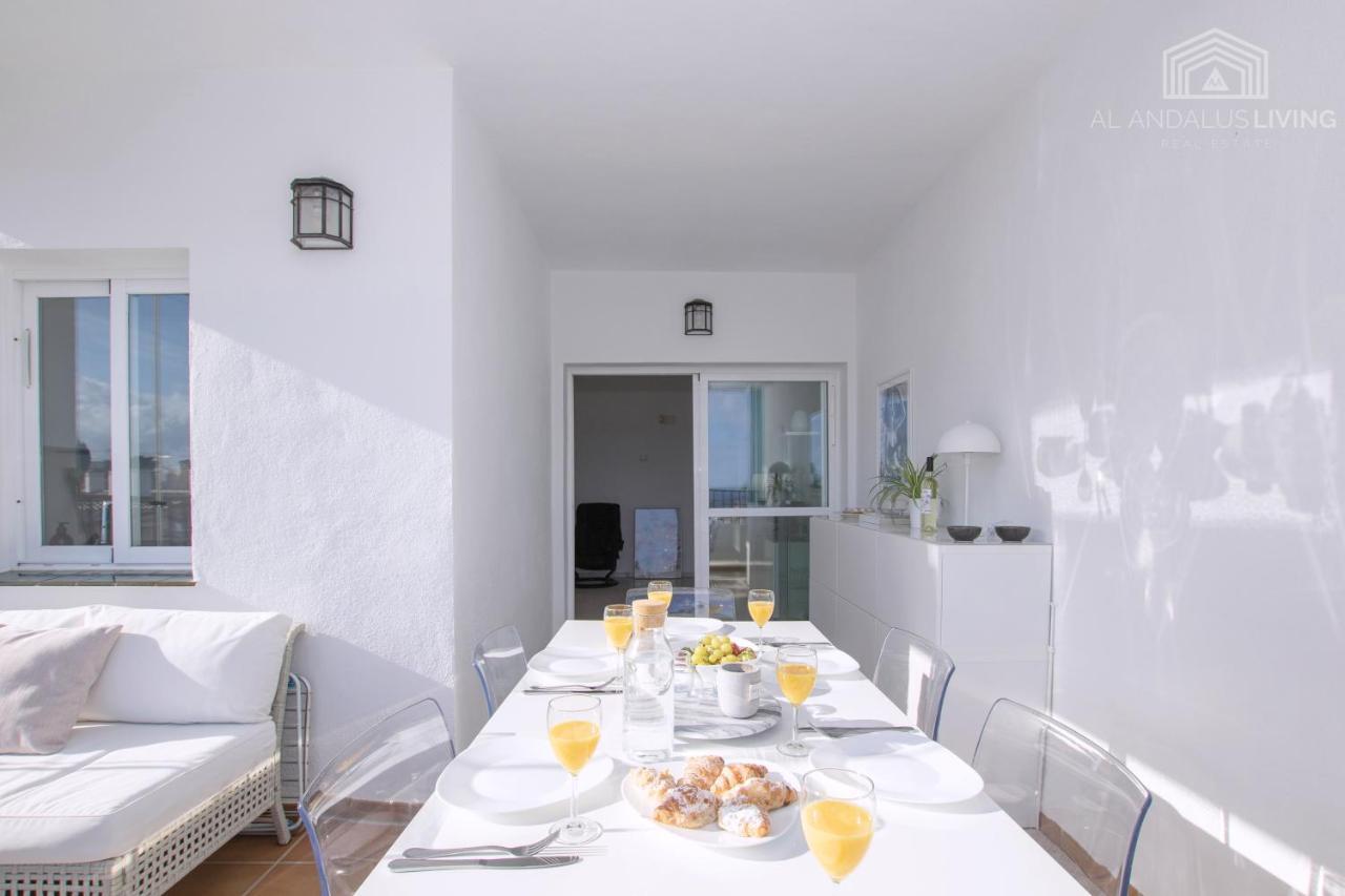 Scandinavian Style Apartment With Amazing Sea Views And South West Facing Sunny Terrace In Miraflores Walking Distance To The Beach! Màlaga Exteriér fotografie